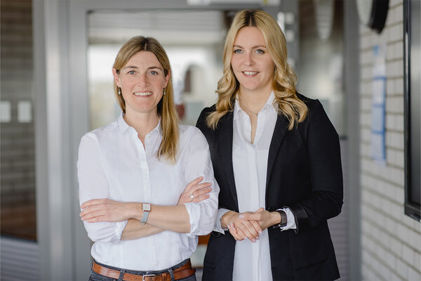 Frau Tillack und Frau Richartz